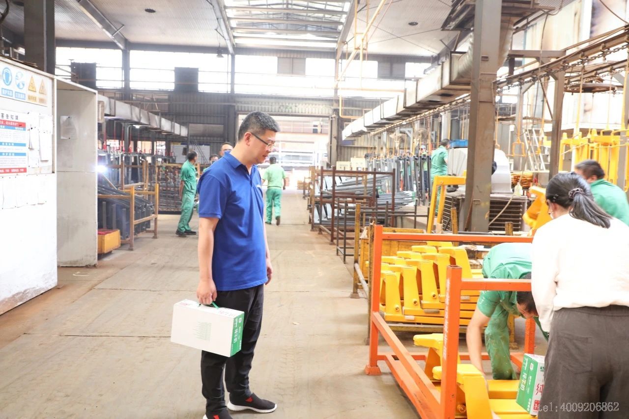 公司領(lǐng)導(dǎo)深入一線慰問員工，傳遞溫暖關(guān)懷(圖4)